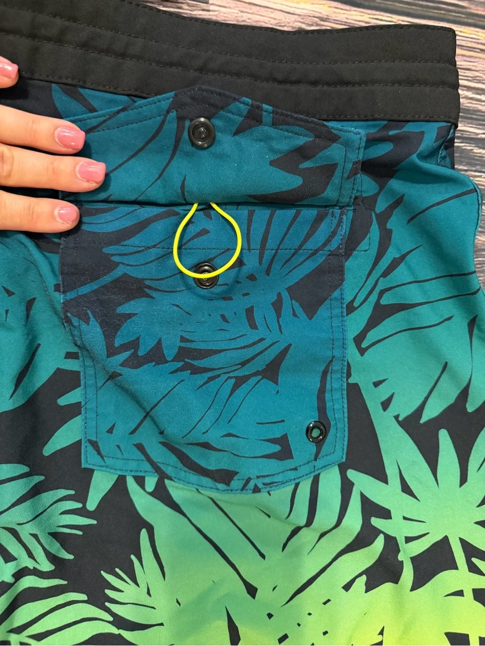 Size 38 Old Navy Men's Tropical Swim Trunks